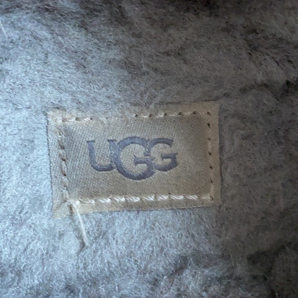 UGG®
Women's Fluff Yeah Slide Slippers - Picture 5 of 7